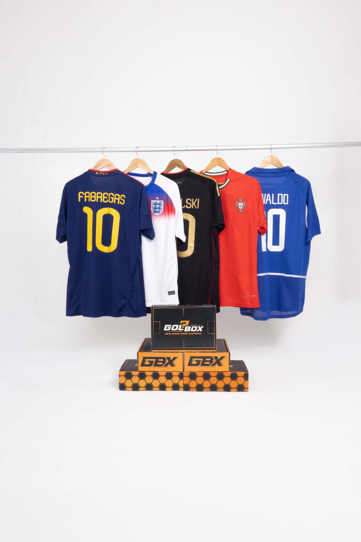 Retro World Cup National Teams – Mystery Jersey Box ⭐